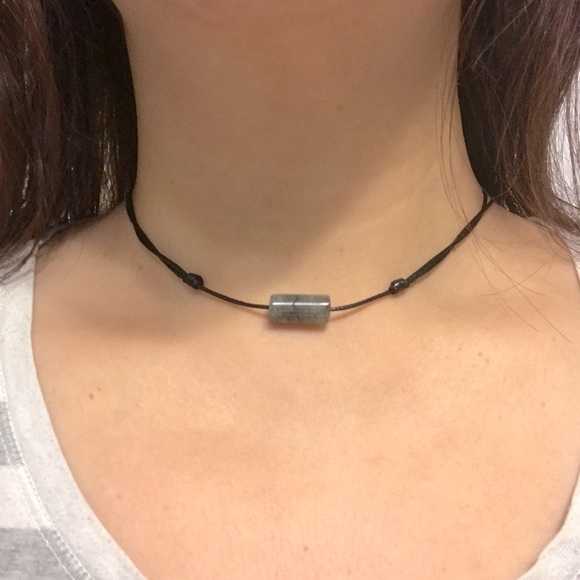 Handmade natural labradorite on braided polyester cord choker necklace - Picture 2 of 5